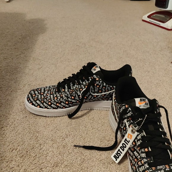 Air Force ones - Picture 2 of 4